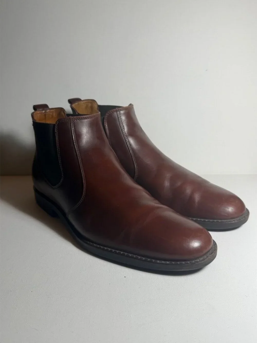 Johnston & Murphy Reeve Chelsea Boots Men Sz 11 Brown Leather Ankle Boot Pull On